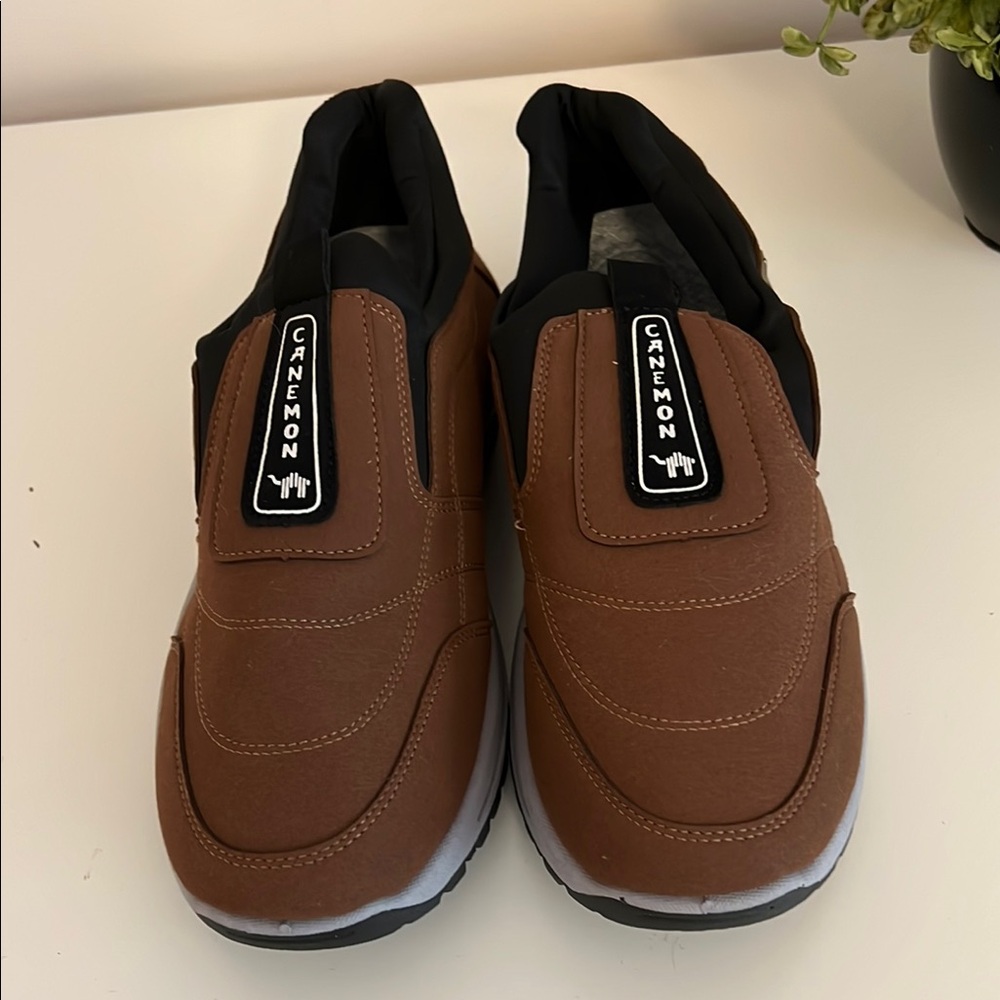 NWOT mens Canemon slip on shoes size Euro 47 US 12.5